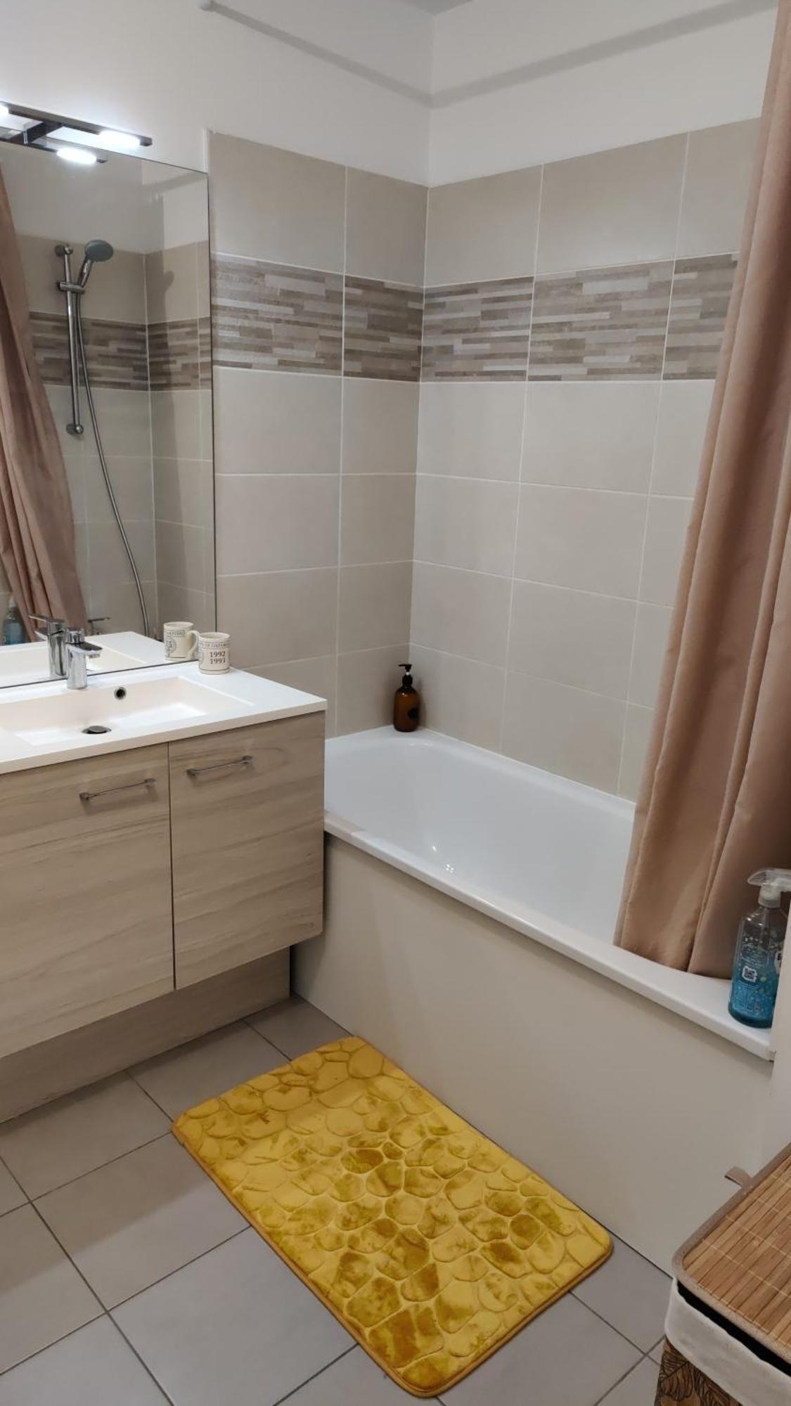 Chez Andre - Appartement 4 Personnes Prox Lille Saint-Andre-lez-Lille Buitenkant foto